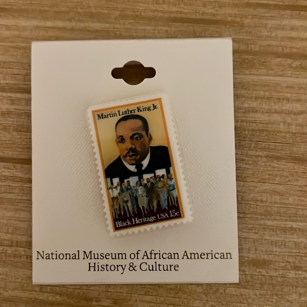 Martín Luther King pin